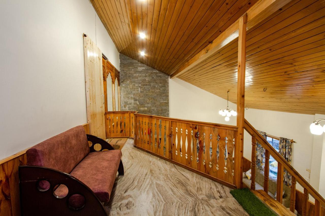 Tales N Trails Hotel Vashist Buitenkant foto