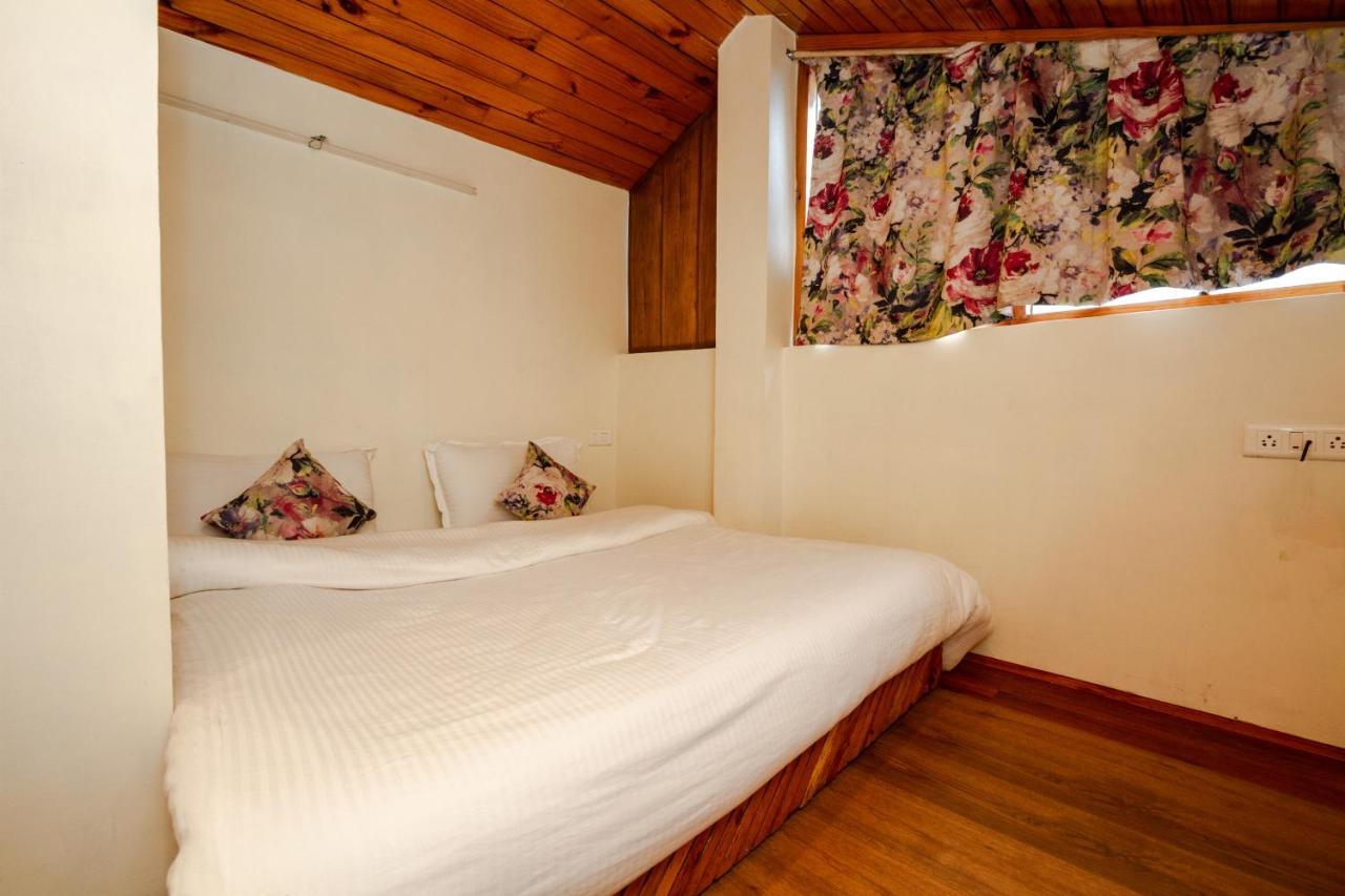 Tales N Trails Hotel Vashist Buitenkant foto