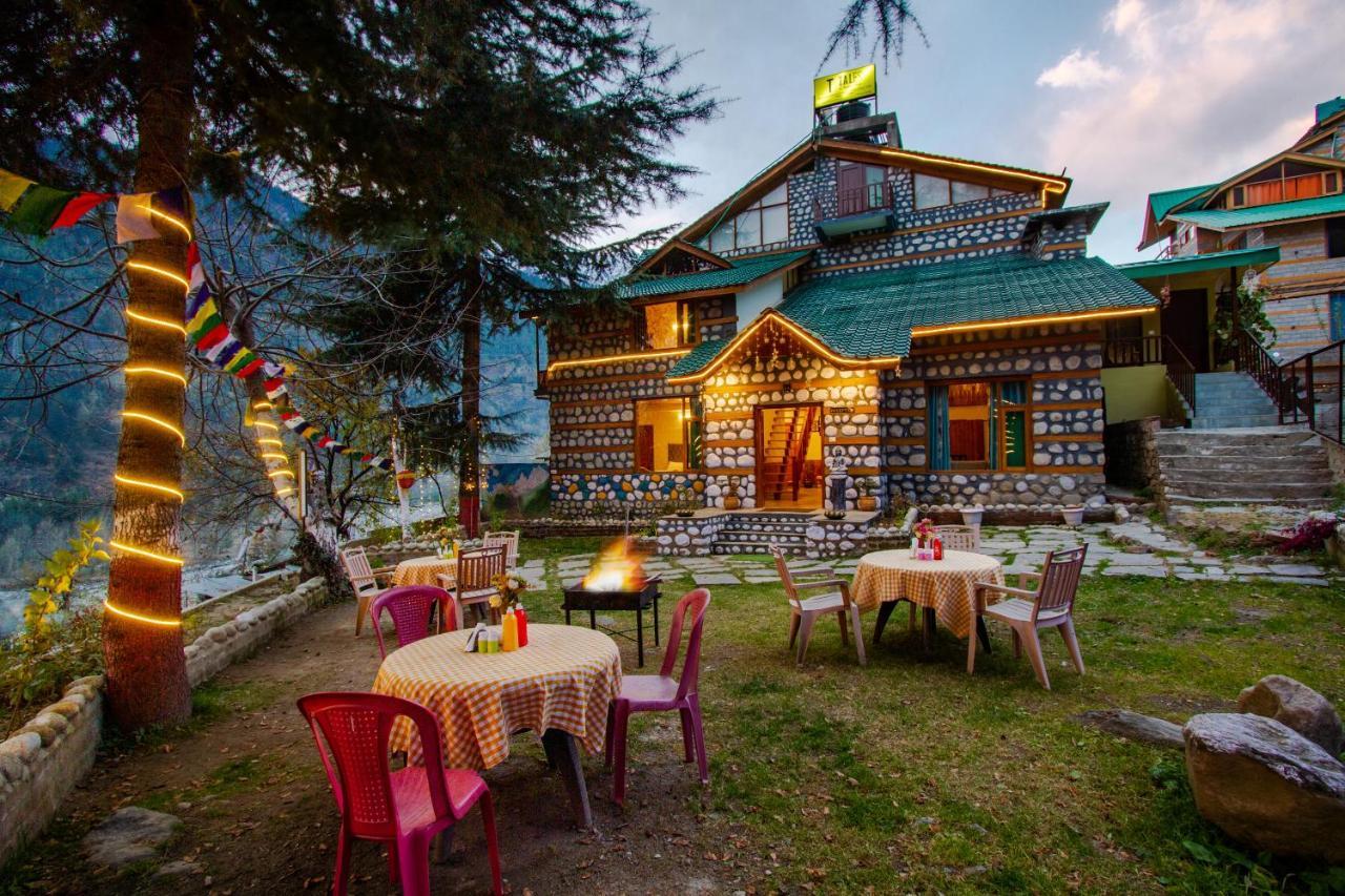 Tales N Trails Hotel Vashist Buitenkant foto