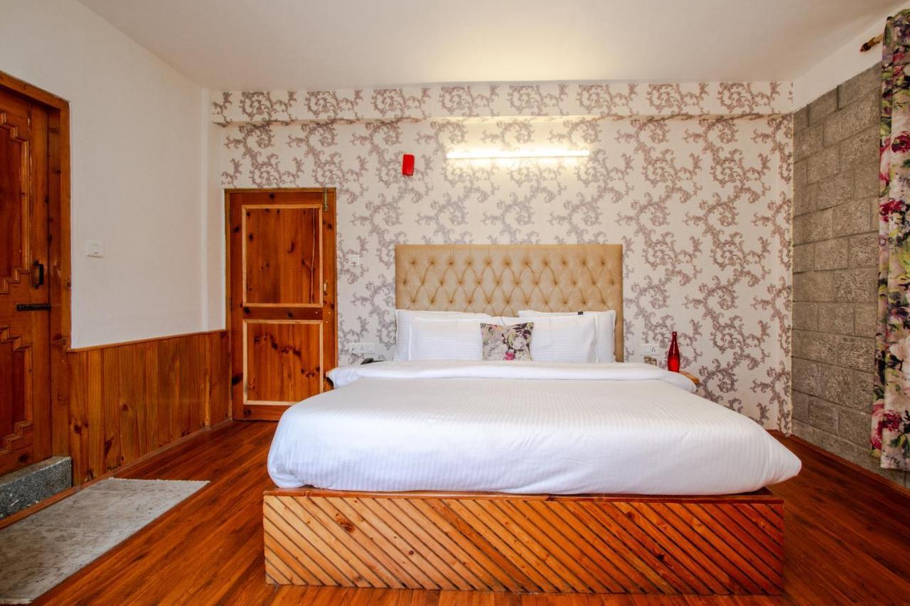 Tales N Trails Hotel Vashist Buitenkant foto