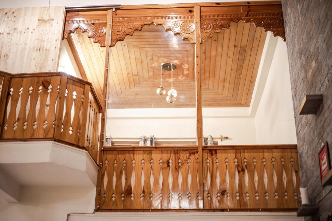 Tales N Trails Hotel Vashist Buitenkant foto